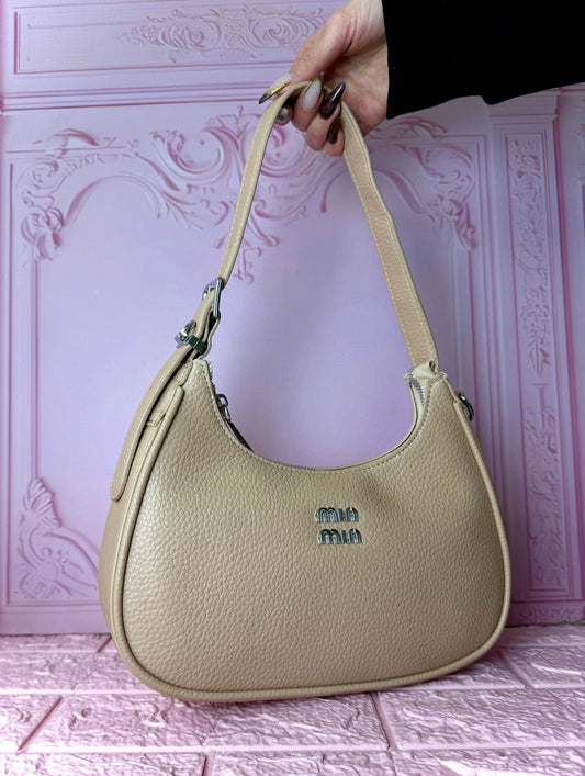 Miu Miu baguette